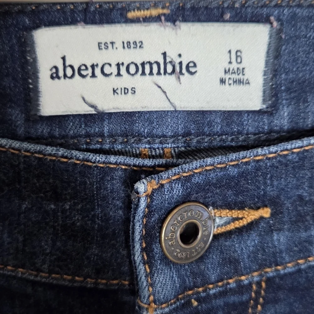 Abercrombie Kids Dark Wash Low Rise Skinny Jeans Girls Size 16 Casual Classic